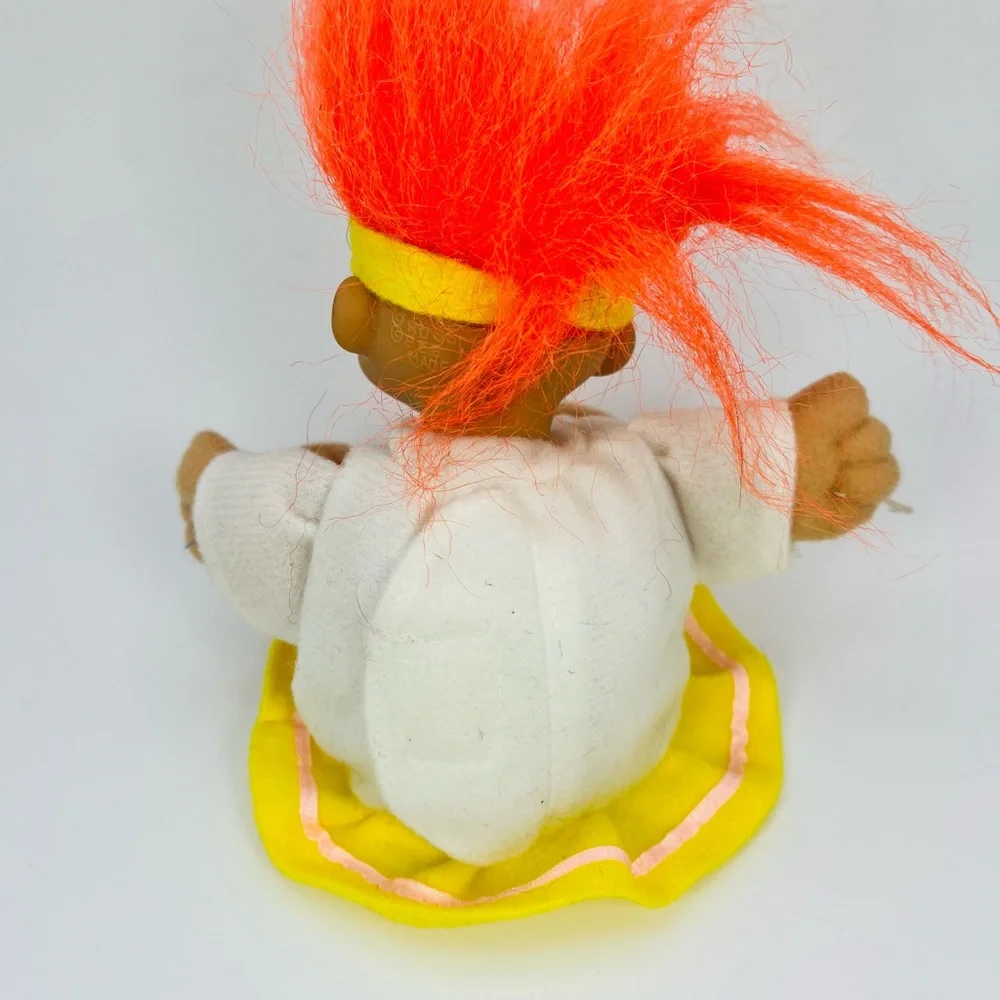 Russ Berrie Troll Doll Plush Tennis Player Girl Pouch